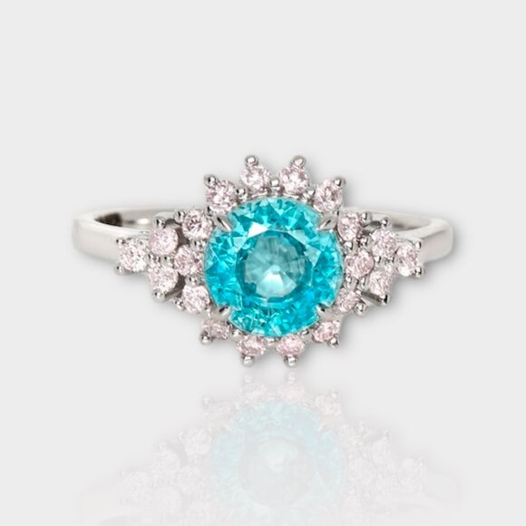 Blue Zircon Ring - Picture 2 of 8